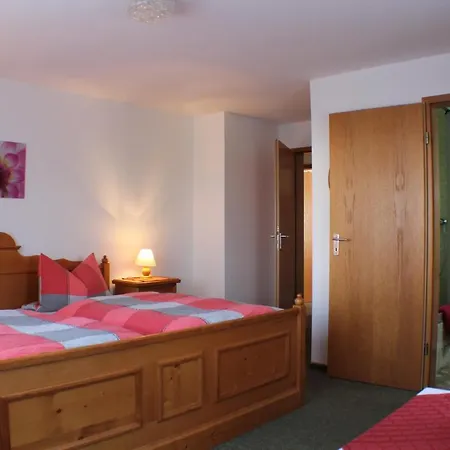 Mollseifer Hof Otel *