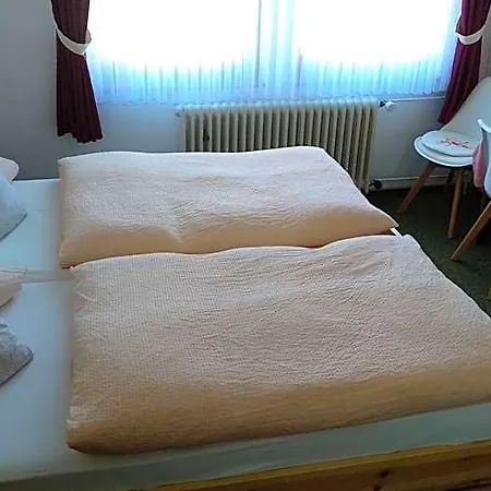 Mollseifer Hof فندق *